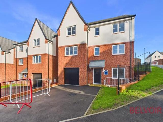 House for sale in Berry Hill, Potters Corner