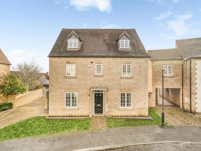 House for sale in Kingsmead, Shenley Brook End