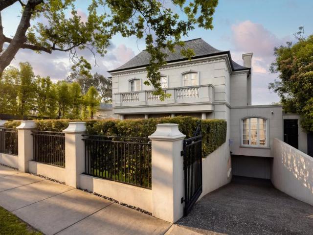 House for sale in Mont Albert, Melbourne