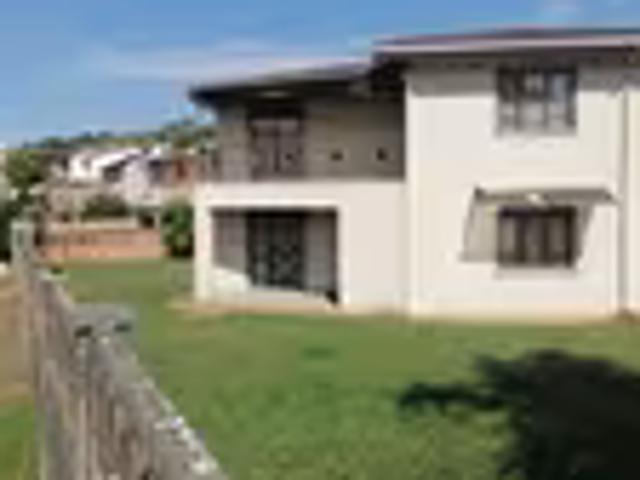 House for sale in Chatsworth, Kwazulu-natal