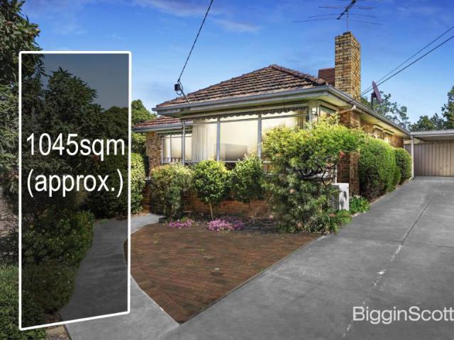 House for sale in Mount Waverley, Melbourne