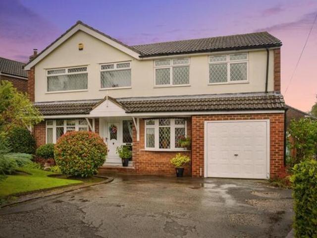 House for sale in Crofton, West Yorkshire