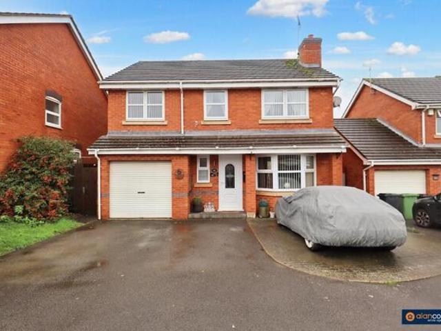 House for sale in Camp Hill