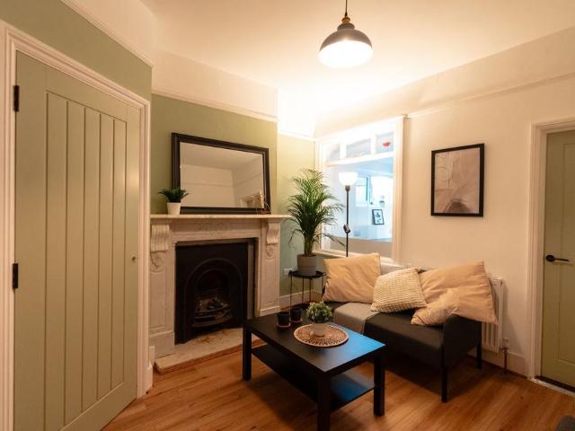House for sale in Sidley, Heathlands