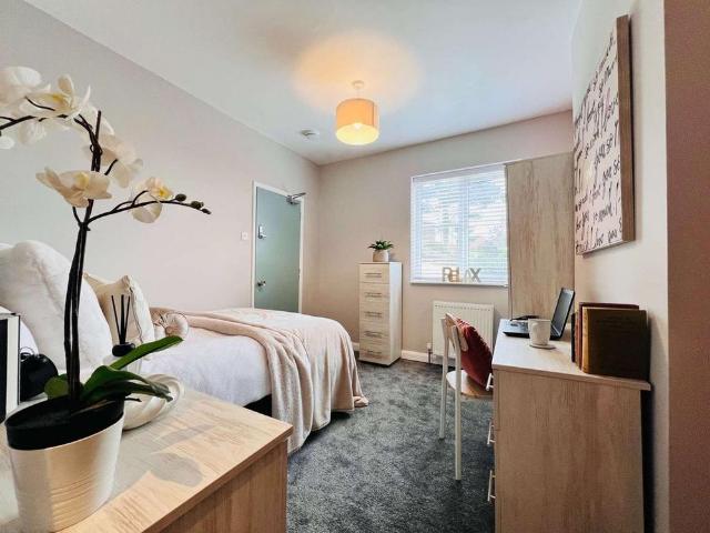 House for rent in California, Key Street