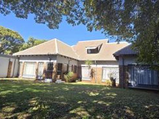 House for sale in Waterkloof, Gauteng