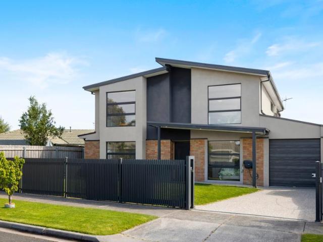 House for sale in Patterson Lakes, Melbourne