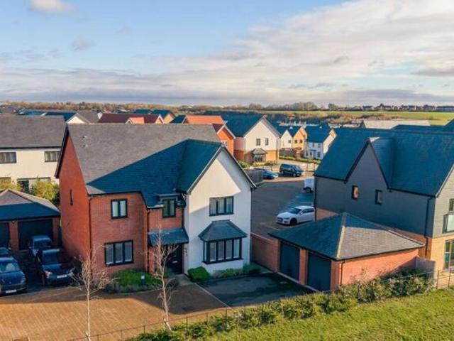 House for sale in Hampton Gardens, Peterborough