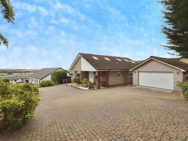 House for sale in Plean, Scotland