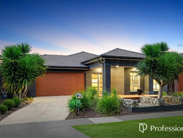 House for sale in Featherbrook, Melbourne