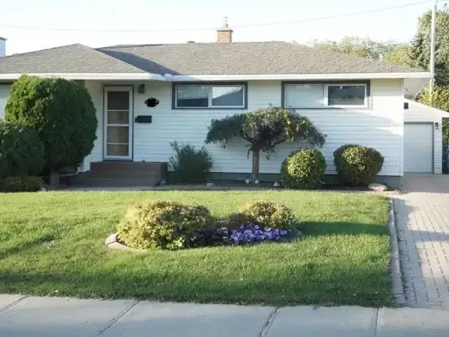 House for rent in Regent Park, Regina