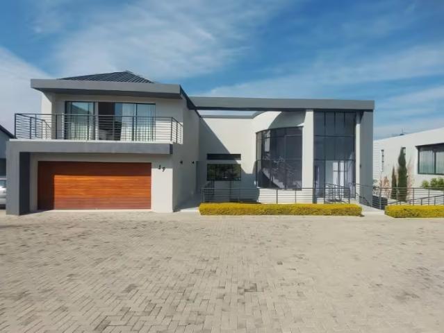 House for sale in Ehlanzeni, Mpumalanga