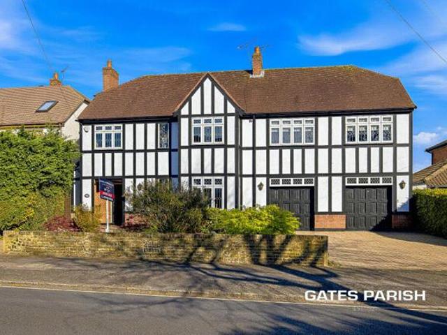 House for sale in Upminster, Greater London