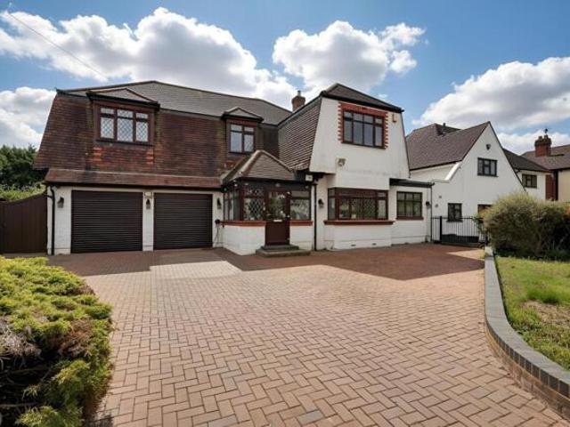 House for sale in Emerson Park, Greater London