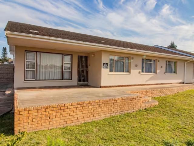 House for sale in Rosedale Park, East London