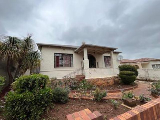 House for sale in Vosloorus, Gauteng