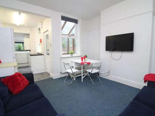 Room for rent in Walkley, Isle Of Man