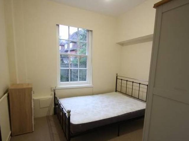 House for rent in Surrey