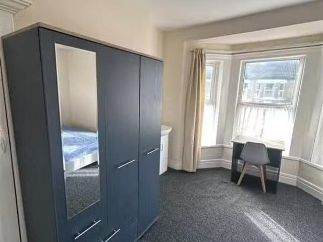 House for rent in Sandown Park, Kent