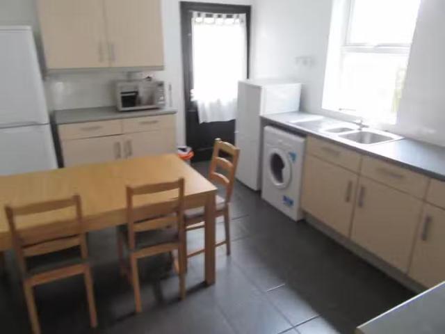 House for rent in Derby, Kentisbury