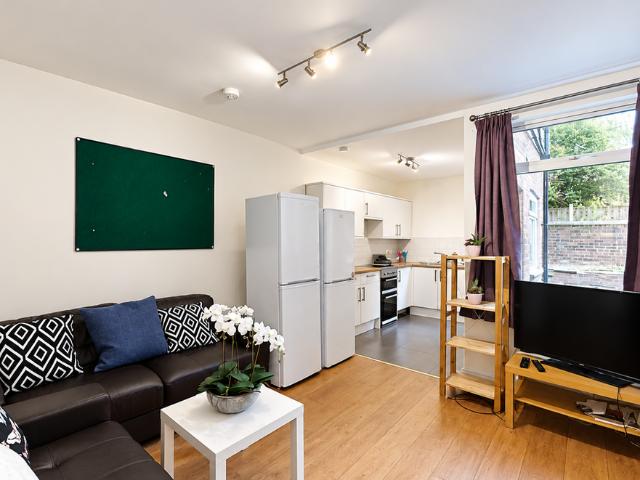 Room for rent in Sharrow Vale, South Yorkshire