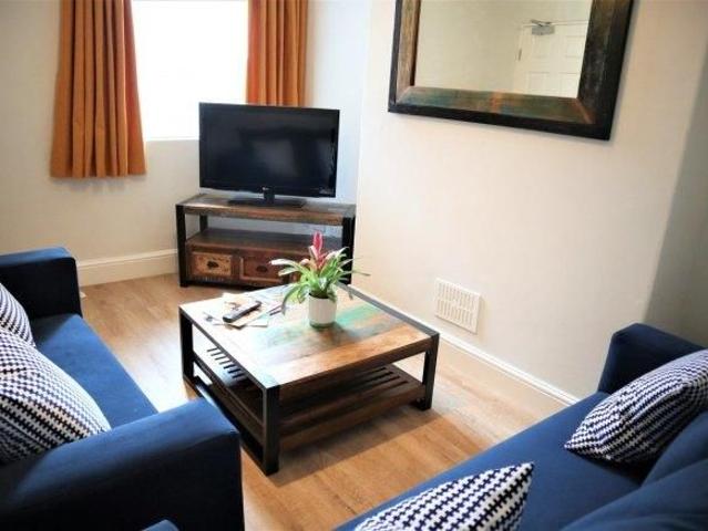 Room for rent in Dimple, Lee Bank