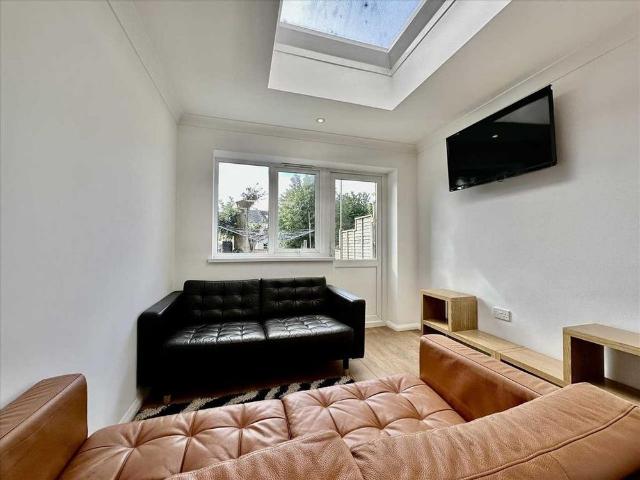 Room for rent in Mount Wise, Isle Of Man