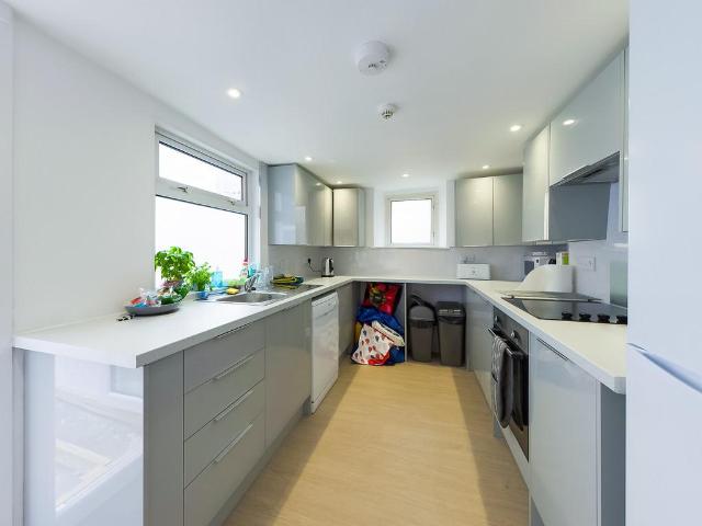 Room for rent in Greenbank, Mount Wise