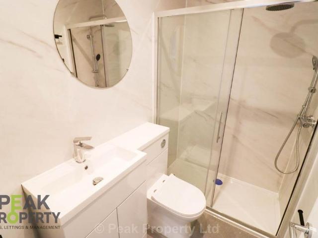 Room for rent in Southend City Centre Neighbourhood, Alton Barnes
