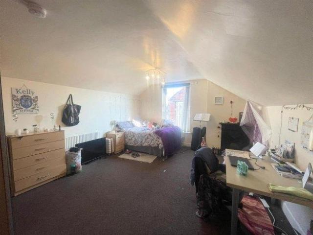 Room for rent in Old Lenton, Haddon
