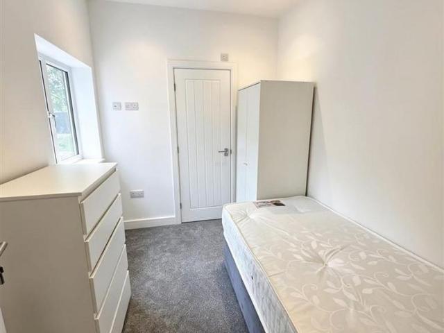Room for rent in Kiveton Park, Isle Of Man