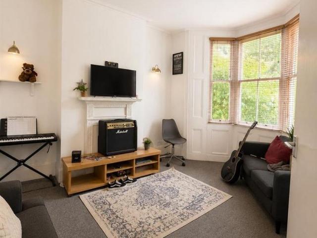 Room for rent in Round Hill, Brighton & Hove