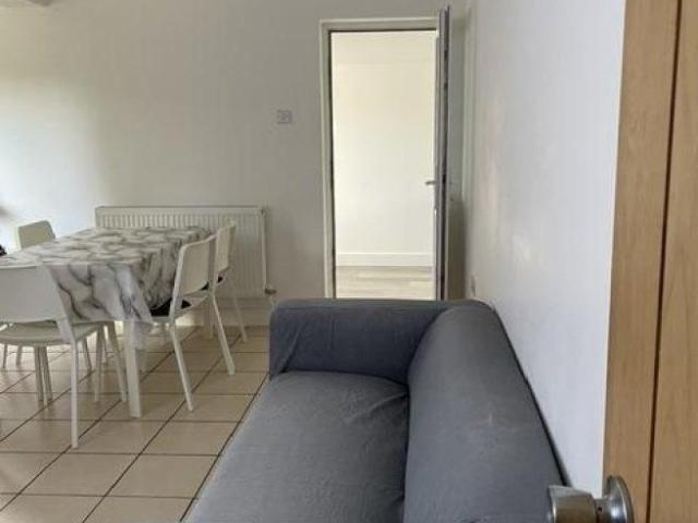 Room for rent in Wollaton Park, Haddon