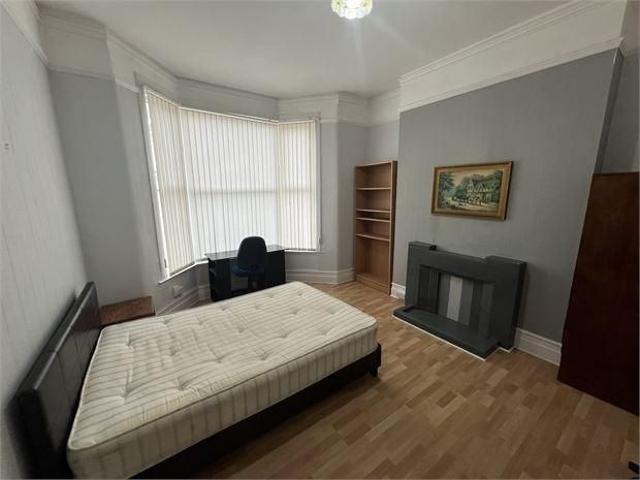 Room for rent in Nangreaves, Wales