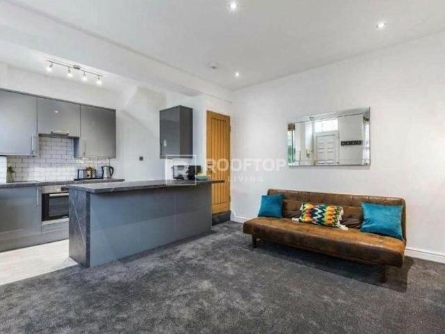 Room for rent in Beckett Park, Headingley