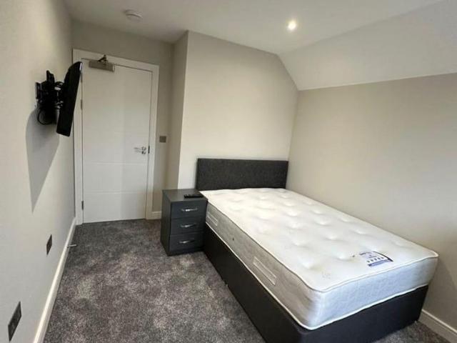 Room for rent in Stanford-le-hope, Essex