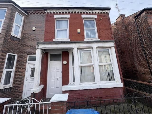 Room for rent in Calderstones