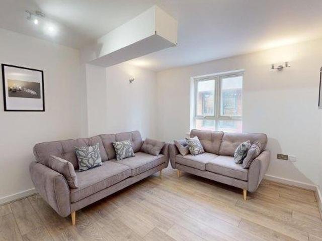 Room for rent in Elmfield, Leicestershire