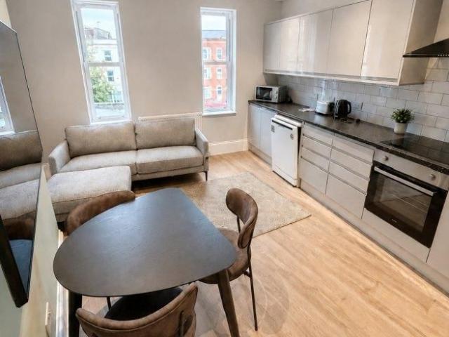 Room for rent in Little Town, Warrington