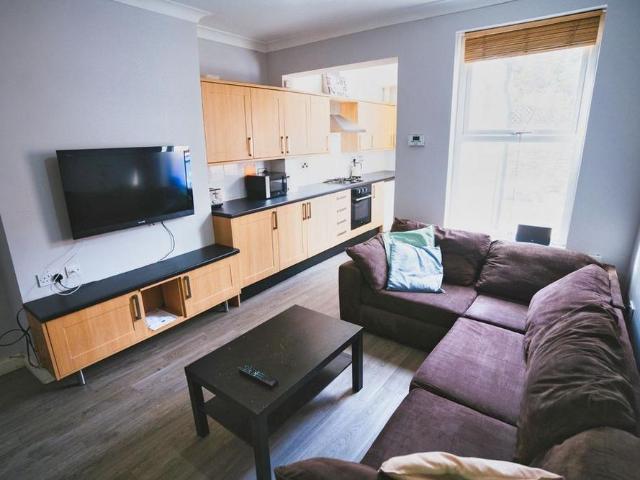 Room for rent in Sharrow Vale, South Yorkshire