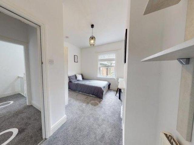 Room for rent in Ladywood, West Midlands