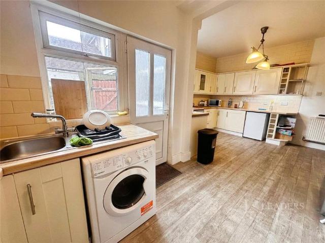 Room for rent in Fox Hollies, West Midlands