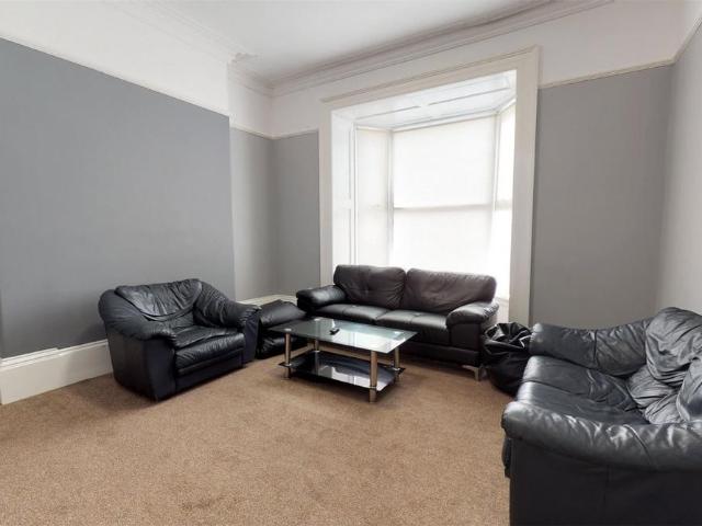 Room for rent in Greenbank, Mount Wise