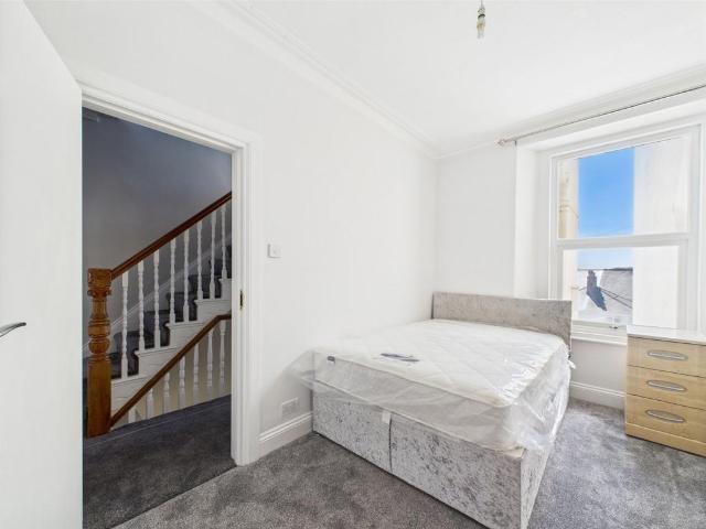 Room for rent in St.Judes, Mount Wise