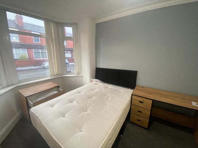 Room for rent in Warrington