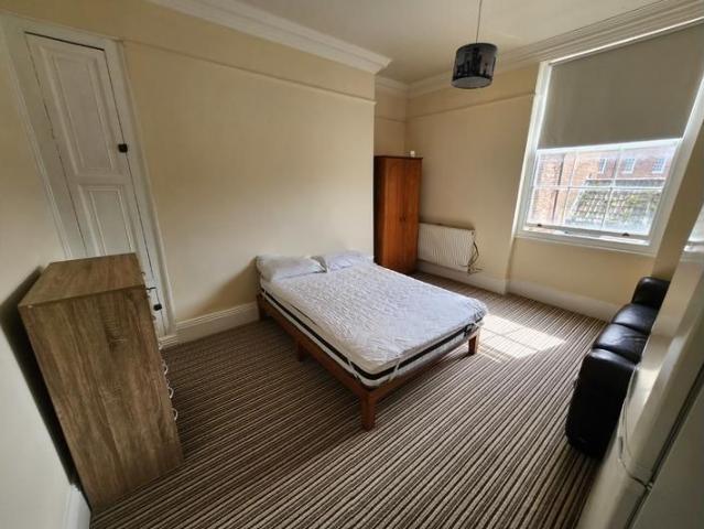 Room for rent in Bridgwater, Somerset