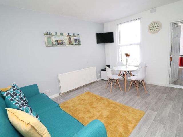 Room for rent in Troy Town, Rochester