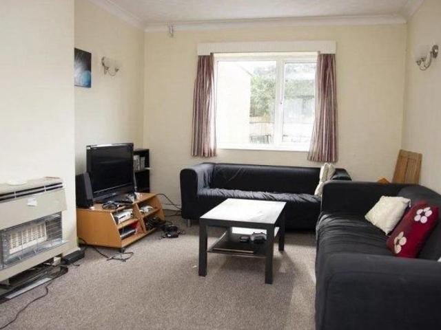 Room for rent in Elmfield, Leicestershire
