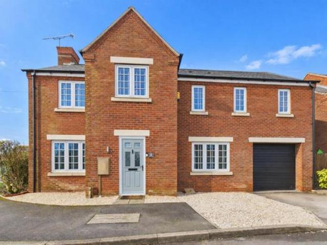 House for sale in Kedleston, East Midlands