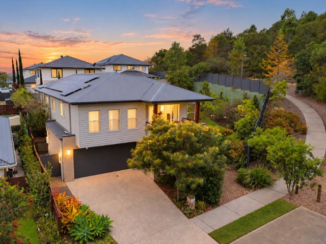 House for sale in Spring Mountain, Greater Brisbane